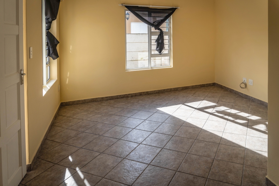 2 Bedroom Property for Sale in Sunset Glen Western Cape
